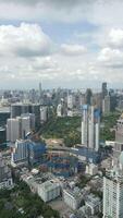 aérien vue de centre ville Bangkok, Thaïlande video