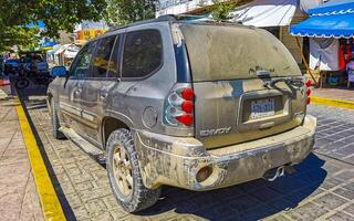 puerto escondido oaxaca mexico 2023 mexicano recoger camión coche suv 4x4 apagado la carretera vehículos México. foto