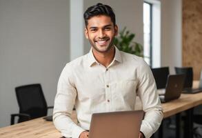 ai generado hombre en blanco camisa utilizando digital tableta en oficina. accesible y experto en tecnología. foto