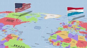 Luxemburgo e Unidos estados bandeira acenando com a mundo mapa, desatado ciclo dentro vento, 3d Renderização video