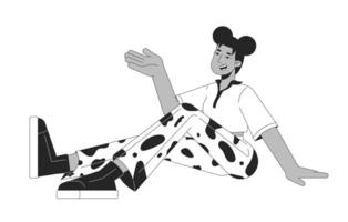 sonriente mujer sentado y hablando negro y blanco 2d línea dibujos animados personaje. simpático negro hembra aislado vector contorno persona. cómodo comunicación monocromo plano Mancha ilustración