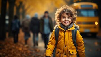 ai generado emocionado pequeño colegio estudiante sonriente, consiguiendo en el autobús escolar en el primero día espalda a colegio foto