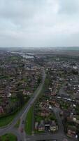 aéreo hora lapso vertical y retrato estilo imágenes de Cambridge ciudad centrar de cambridgeshire Inglaterra Reino Unido video