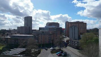 hoog hoek beeldmateriaal van centraal Coventry stad centrum van Engeland Verenigde koninkrijk. maart 30e, 2024 video