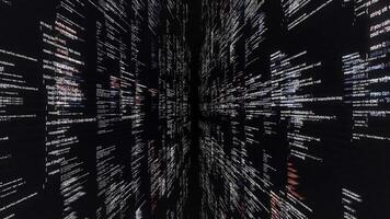 bron code muren Aan zwart achtergrond. animatie. duiken in cyberspace met muren van bron code Aan zwart achtergrond. programma's en codes van Matrix cyberspace video