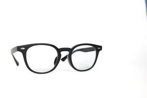 Glasses on white background, eyeglasses on white background photo