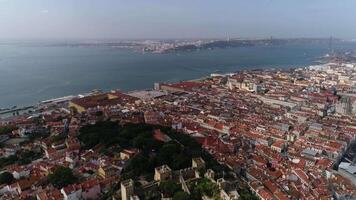 volador terminado el increíble ciudad de Lisboa, Portugal video