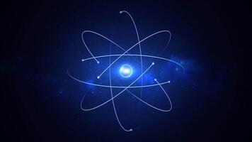 animação do uma azul néon átomo 3d modelo em a estrelado céu. brilhando partículas molécula órbita viga do luz elipse. física química abstrato Sombrio fundo video