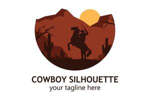 logo paisaje silueta de vaquero montando a caballo modelo sencillo concepto Clásico diseño vector