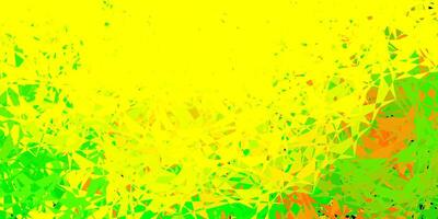 textura de vector verde claro, amarillo con triángulos al azar.