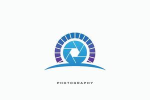 film media shutter multimedia production vector logo