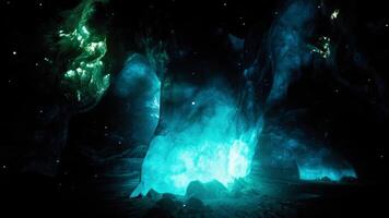 hermosa hielo cueva interior a glaciar nacional parque video