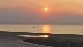 Sonnenuntergang Segelboot Rückzug video