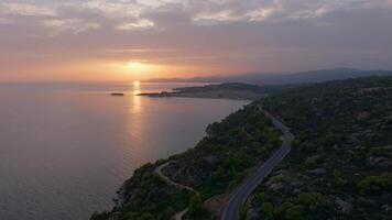 puesta de sol cinematográfico alrededor el isla video