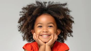 ai generado pequeño africano americano niña con Rizado pelo y un alegre sonrisa. Perfecto para para niños productos, familia relacionado contenido, o estilo de vida blogs y sitios web foto