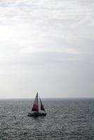 kona, Hola, 2011 - navegación trimarán en el Oceano blanco nubes foto