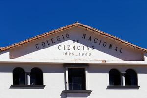 cusco, Perú, 2015 - techo de nacional colegio de ciencias y letras sur America foto
