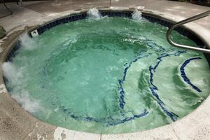 sur lago tahoe, California, 2015 - circular spa piscina con burbuja chorros yendo No personas foto