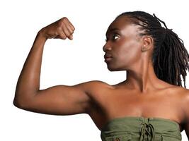 joven negro mujer perfil demostración bíceps foto