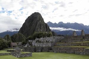 machu picchu, Perú, 2015 - inca restos Roca trabajos y pico huayna picchu foto