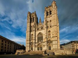 catedral de st. michael y st. gudula en bruselas, bélgica foto