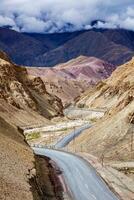 srinagar leh nacional autopista nh-1 en Himalaya. ladakh, India foto