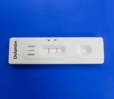 Rapid test device for Phenytoin test, therapeutic drug, to maintain a therapeutic level and diagnose potential for toxicity. photo