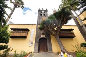 agosto 1, 2019.el edificio de el canario instituto en la laguna.tenerife.españa foto