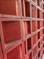 neatly arranged piles of concrete rosters, house wall decorations, interesting texture patterns for architectural design. Taking photos from the side is very aesthetic