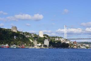 fatih sultán mehmet puente terminado el bósforo, rumeli hisari, Estanbul, Turquía foto