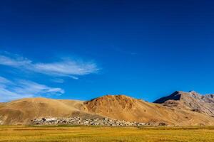 norte indio tradicional korzok pueblo en tso moriri, ladakh. 4500 metros encima mar foto