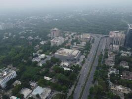 parte superior vista. areal ver de ciudad lahore en 2023-07-17 foto