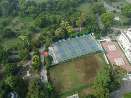 zumbido ver de público parque en 2023-07-17 en lahore Pakistán foto