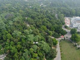 zumbido ver de público parque en 2023-07-17 en lahore Pakistán foto