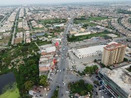 aéreo ver de alto formas en ciudad lahore de Pakistán en 2023-07-17. foto