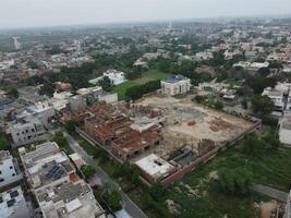 aéreo ver de defensa principal cuadrado, un pequeño pueblo en lahore Pakistán. foto