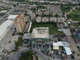 aéreo ver de defensa principal cuadrado, un pequeño pueblo en lahore Pakistán. foto