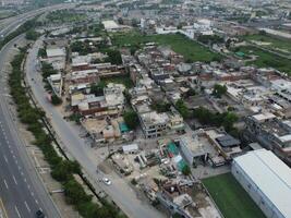 aéreo ver de defensa principal cuadrado, un pequeño pueblo en lahore Pakistán. foto