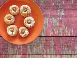 Cookies on wooden background video