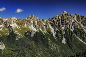 montaña paisaje de el stubai Alpes foto