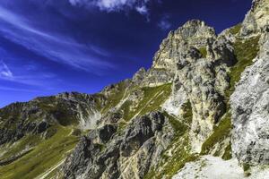 montaña paisaje de el stubai Alpes foto