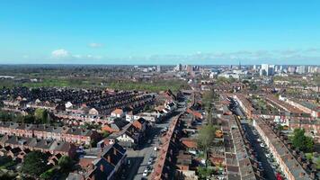 aérien métrage de central couvent ville centre de Angleterre uni Royaume. Mars 30e, 2024 video