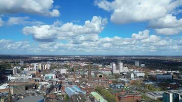 aéreo imágenes de central Coventry ciudad centrar de Inglaterra unido Reino. marzo 30, 2024 video