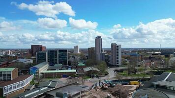 aéreo imágenes de central Coventry ciudad centrar de Inglaterra unido Reino. marzo 30, 2024 video