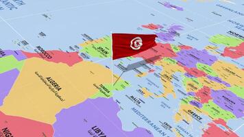 tunisia bandiera agitando nel vento, mondo carta geografica rotante in giro bandiera, senza soluzione di continuità ciclo continuo, 3d interpretazione video