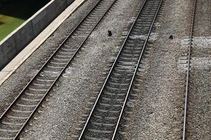 un nuevo ferrocarril es siendo construido. foto