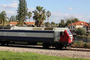 un nuevo ferrocarril es siendo construido. foto