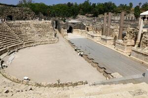 05 06 2022 haifa Israel. en el beit ella es una nacional parque, después el terremoto, el restos de un antiguo romano ciudad fueron Preservado. foto