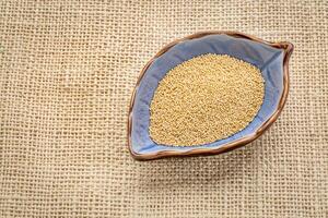 amaranth grain in a small bowl photo