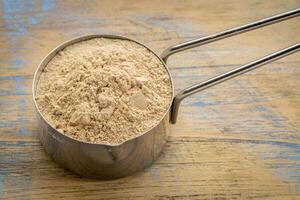 red maca root powder photo